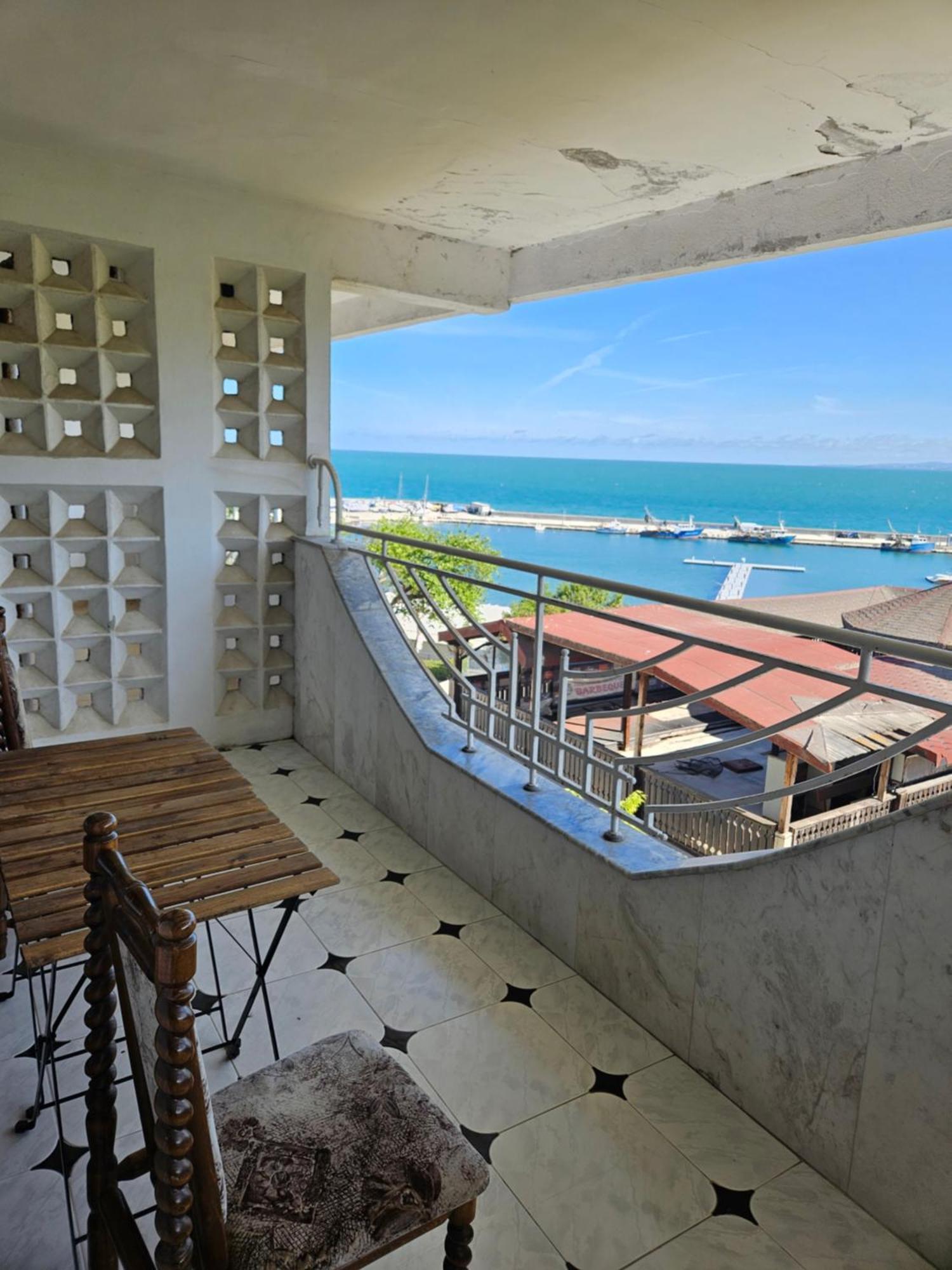 Lazur Seaview Apartment Pomorie Exterior photo